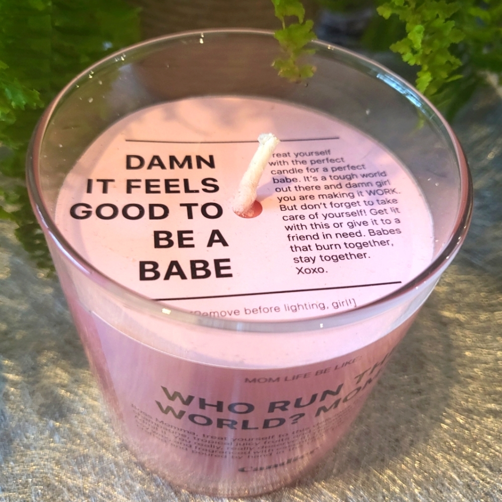 💥BUY 5 GET 3 FREE  Who Runs the World? Moms! Candle - Picture 2 of 2